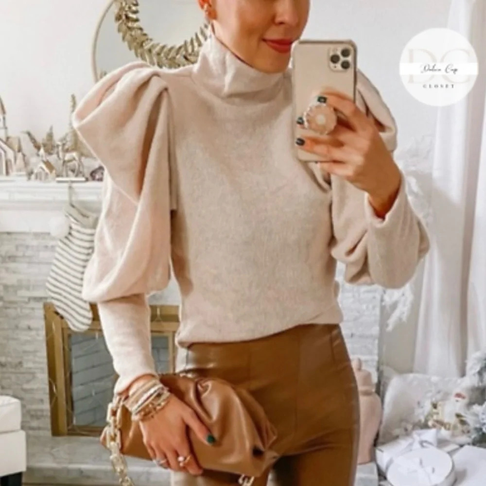 EXPRESS Women’s Long Puff Sleeve Sweater Mock Neck Casual Slim Creme NWT Size S